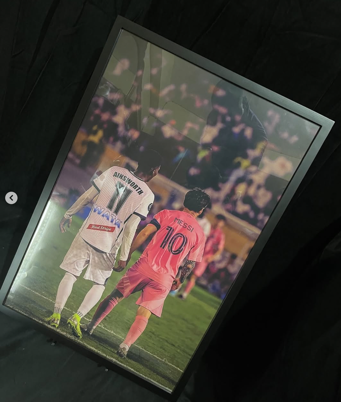 Custom picture frame 30x20 (PHOTO ONLY)
