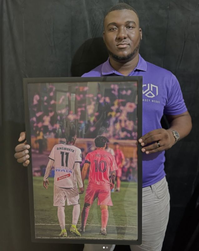 Custom picture frame 30x20 (PHOTO ONLY)