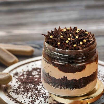 Truffle Jar Cake