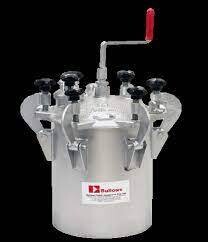 Bullows Pressure Feed Container