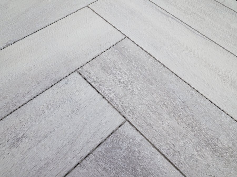 Light grey Herringbone Flooring LVT SPC CW-1447