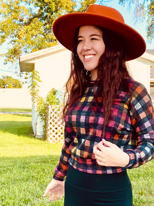 Caylee Crop Sweater- LAST ONE! MD
