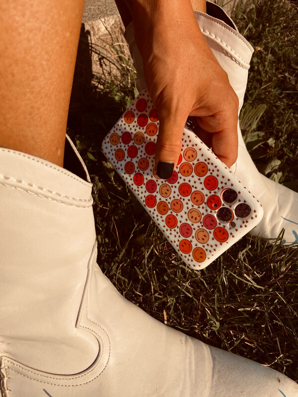 Smile, Babe Iphone Case