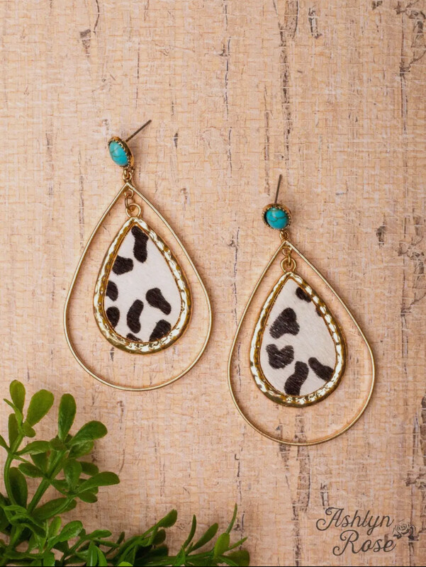 Dixie Diva Teardrop Studs