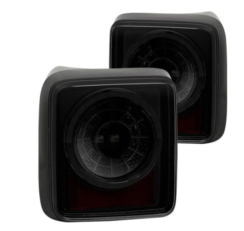 Spyder® Black/Smoke Sequential Fiber Optic LED Tail Lights (19-22 Wrangler JL)