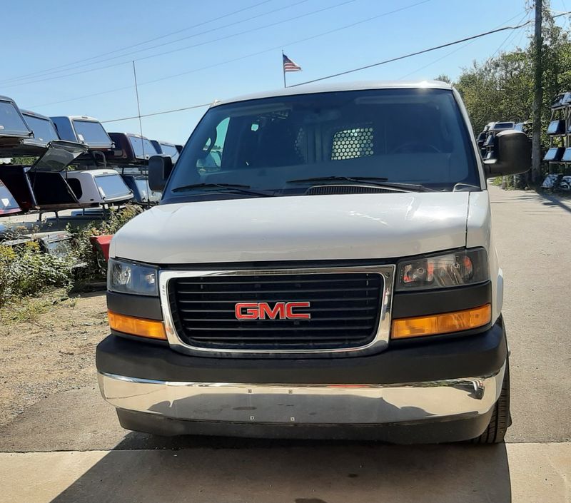 2018 GMC SAVANA CARGO G2500
