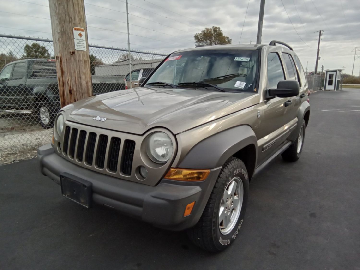 2006 JEEP LIBERTY SPORT 4WD