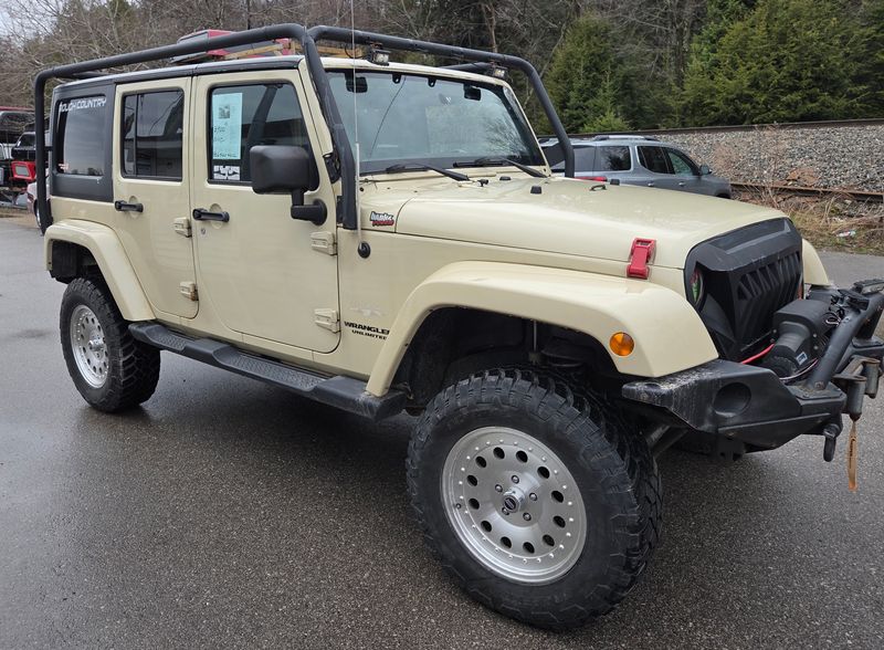 2011 JEEP WRANGLER UNLIMITED SAHARA