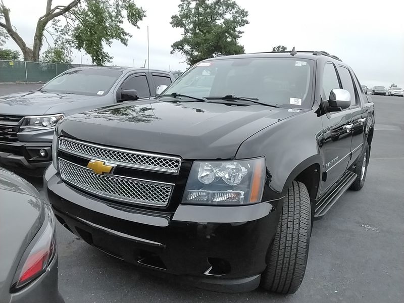2012 CHEVROLET AVALANCHE LS