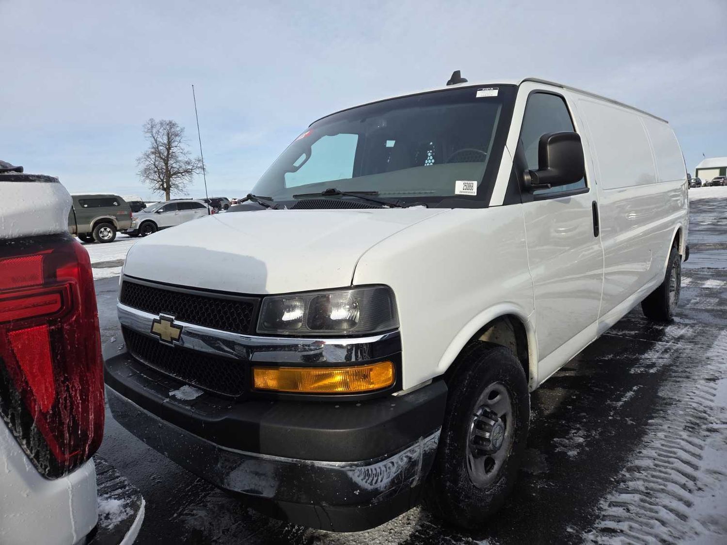 2020 Chevrolet Express Cargo Work Van's photo