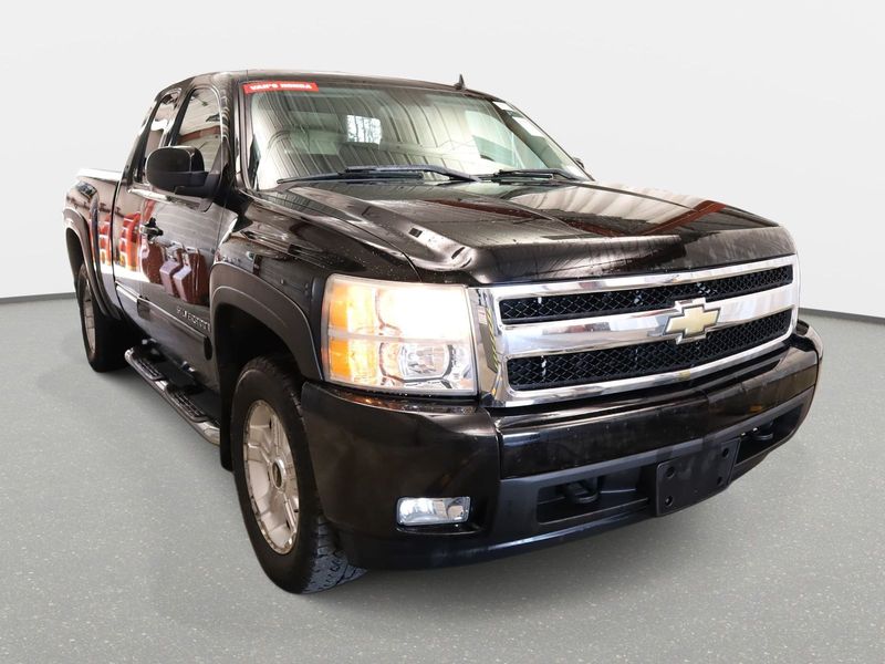 2009 CHEVROLET SILVERADO 1500 LTZ