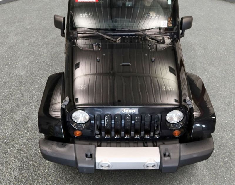 2013 JEEP WRANGLER UNLIMITED SAHARA 4WD