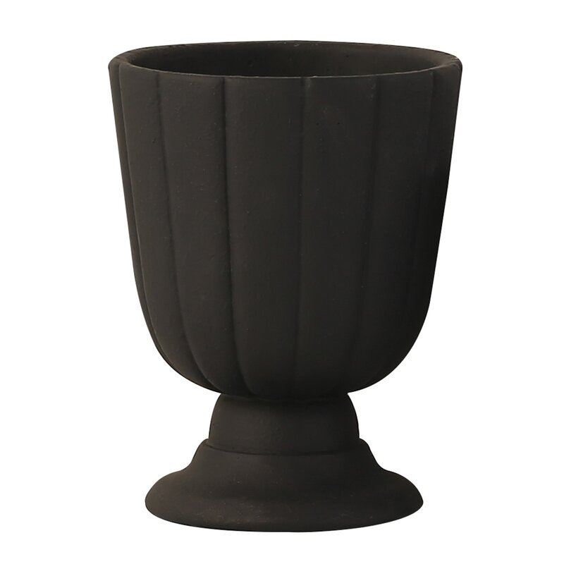 Classic Urn Cement Black 14x14x18 cm Classic Urn Cement Black 14x14x18 cm