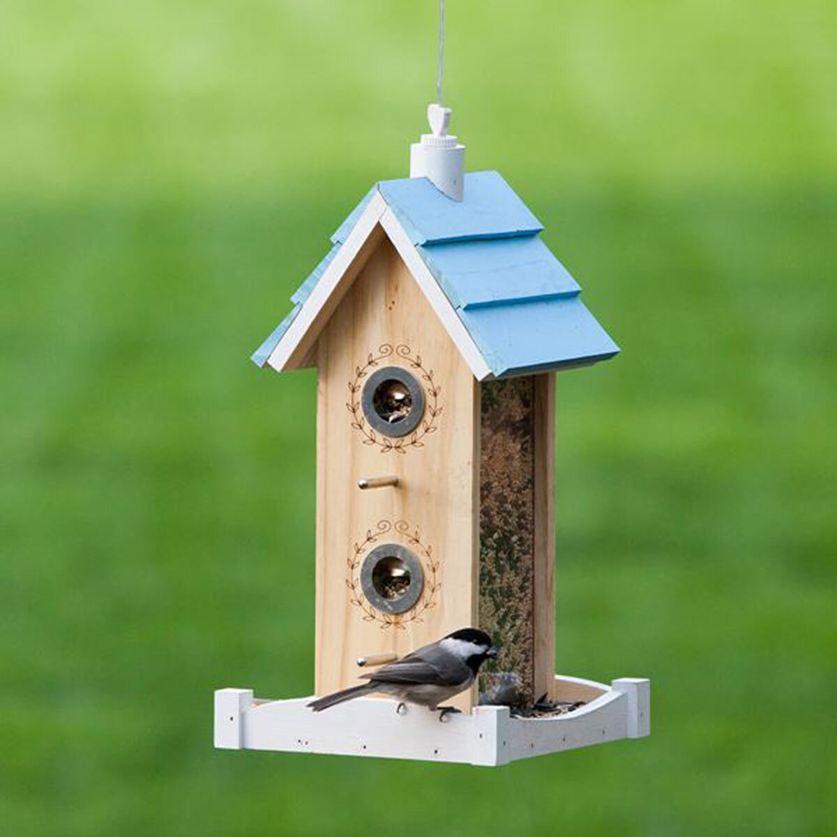 Birdie B&B Wild Bird Feeder