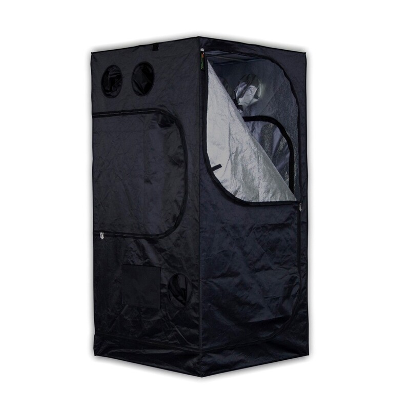 Mammoth Pro+100 (200) 3.3' x 3.3' x 6.6' Mammoth Pro+100 (200) 3.3' x 3.3' x 6.6'