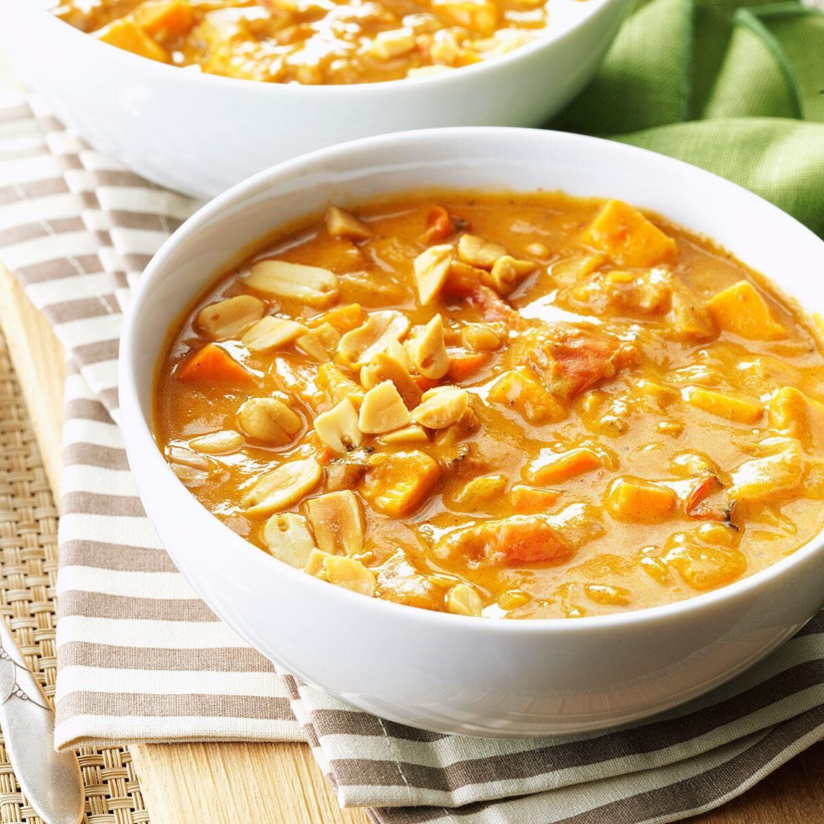 Cow Skin/Peanut Soup (Small)