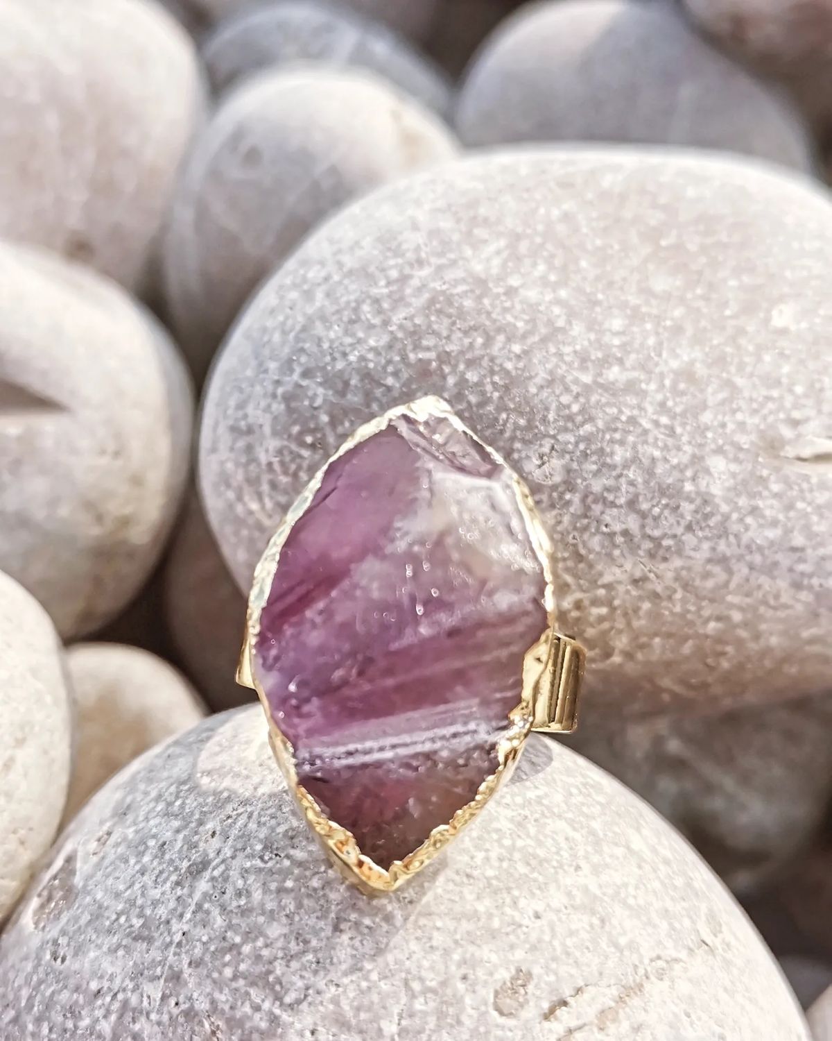 ANILLO FRIDA AMATISTA