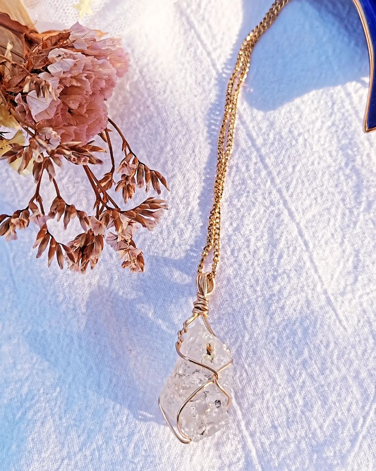 Collar topacio blanco