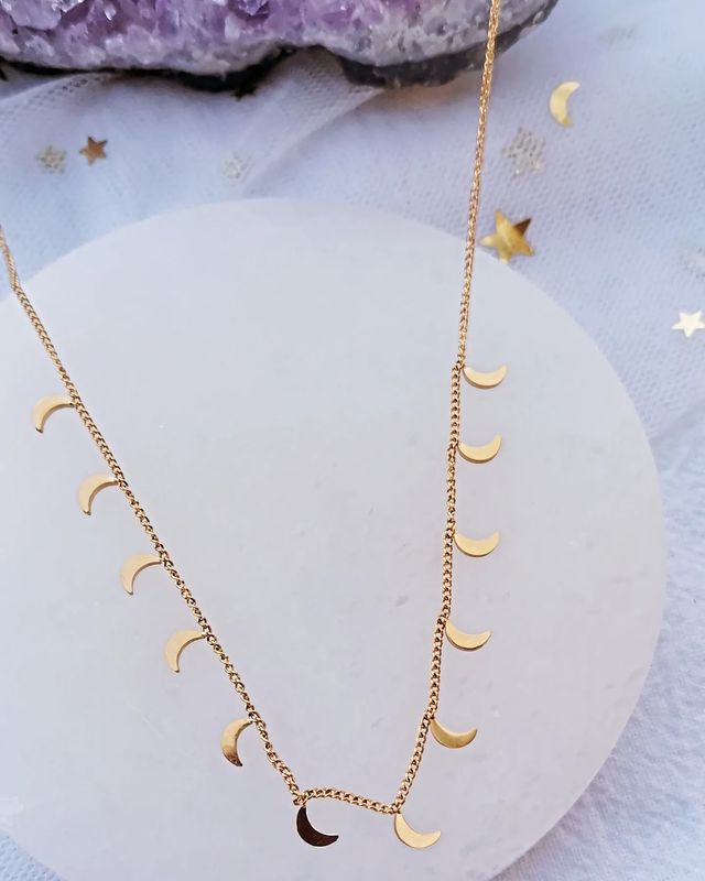 Choker Lunitas ???
