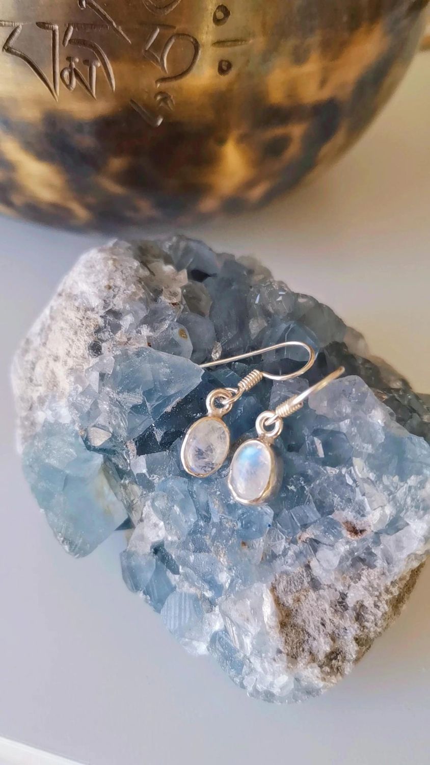 Pendientes piedra luna