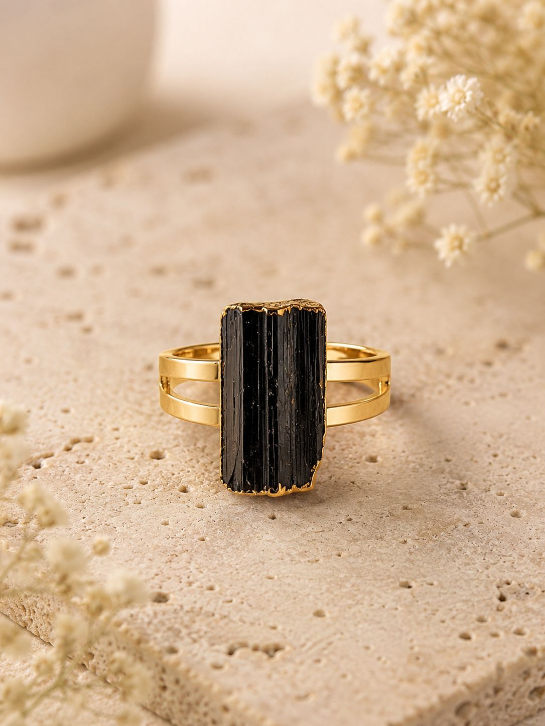 Anillo turmalina negra