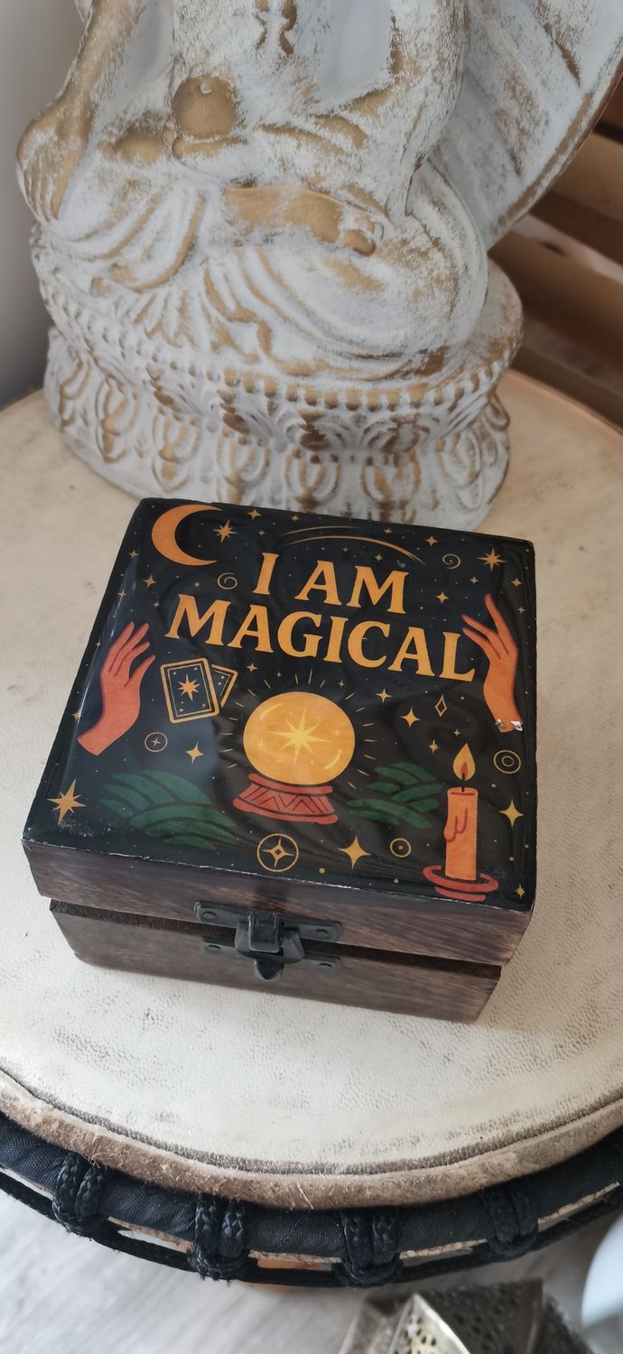 Cajita I'm magical ✨