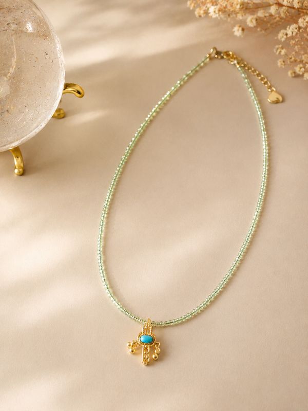 Collar olivino Damaru