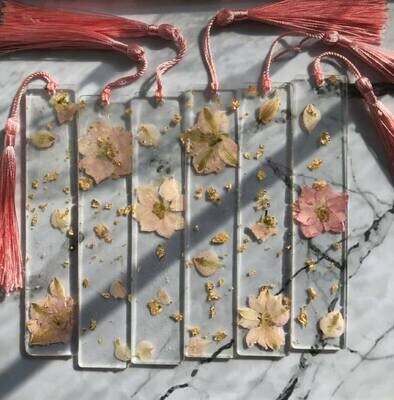 bookmarks with flowers
