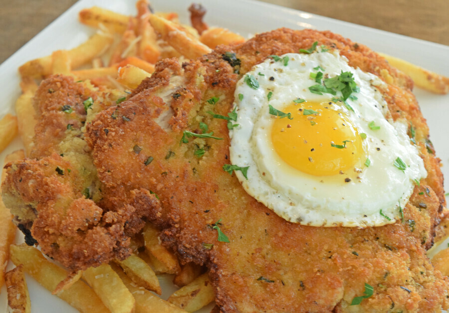 Schnitzel Holstein