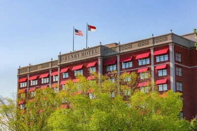 O.Henry Hotel &amp; Green Valley Grill