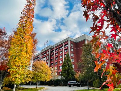O.Henry Hotel facade in Autumn