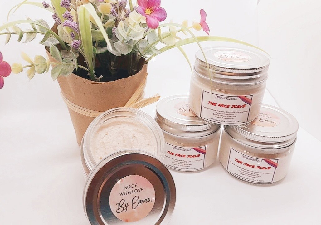 BRIGHTENING FACE SCRUB