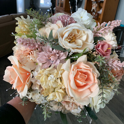 BRIDAL BOUQUET CUSTOMIZED TO YOUR COLORS