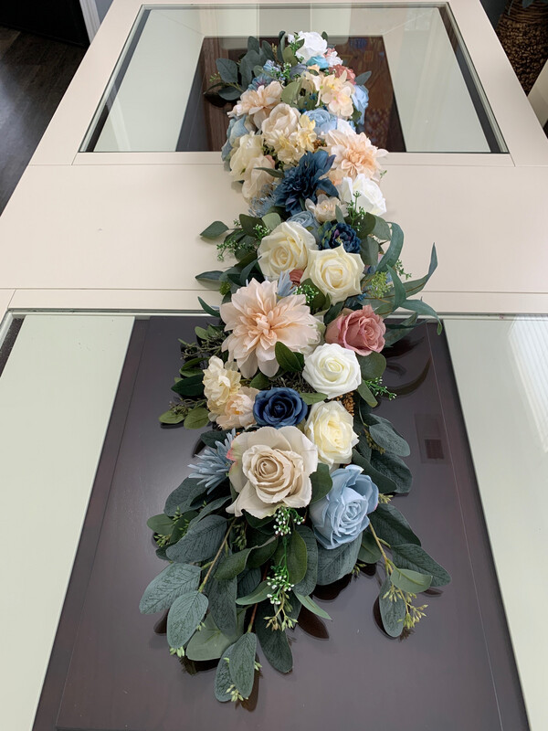 ROMANTIC TABLE CENTERPIECE 4’L