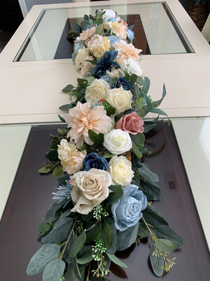 ROMANTIC TABLE CENTERPIECE 4’L