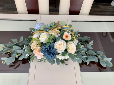 HEARTSHAPED CENTERPIECES