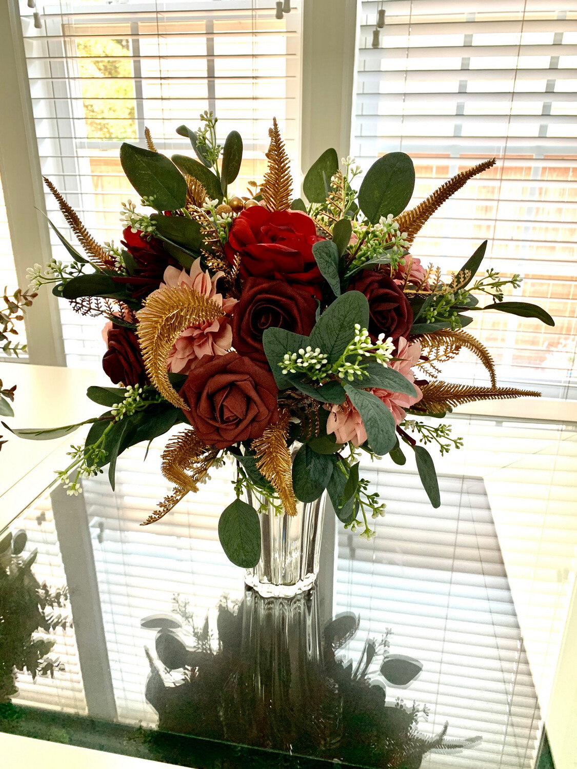 BRIDAL BOUQUETS THAT CONVERT TO CENTERPIECES