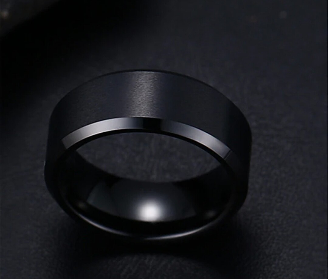 Couple Rings Hallow