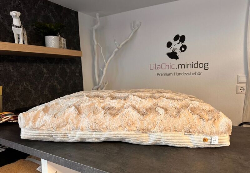 Bodenkissen creme/ taupe