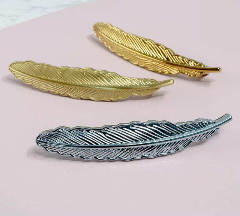Gold or Silver feather shaped Door Handle