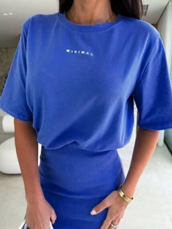 &#39;Minimal&#39; T-shirt in Vibrant Blue