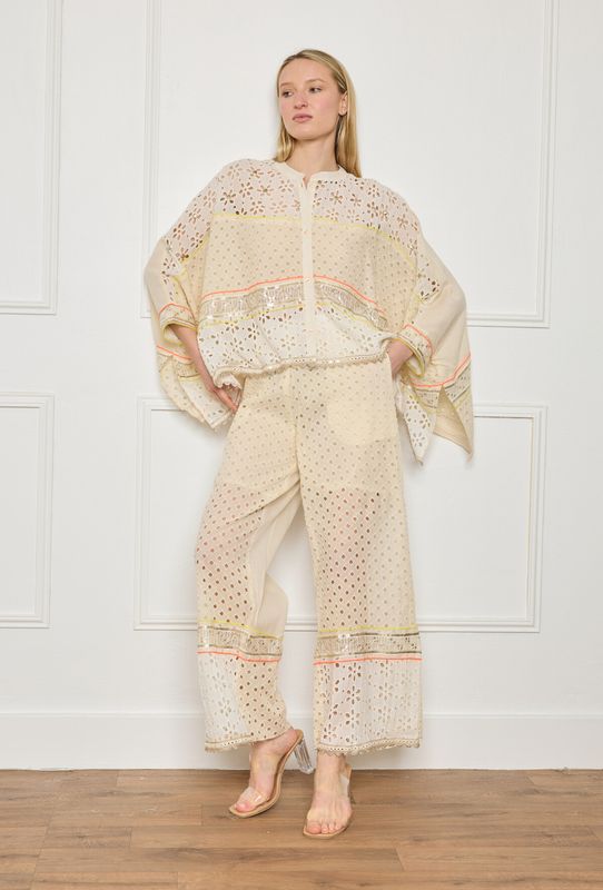 &#39;Summer Breeze&#39; Embroidered Set