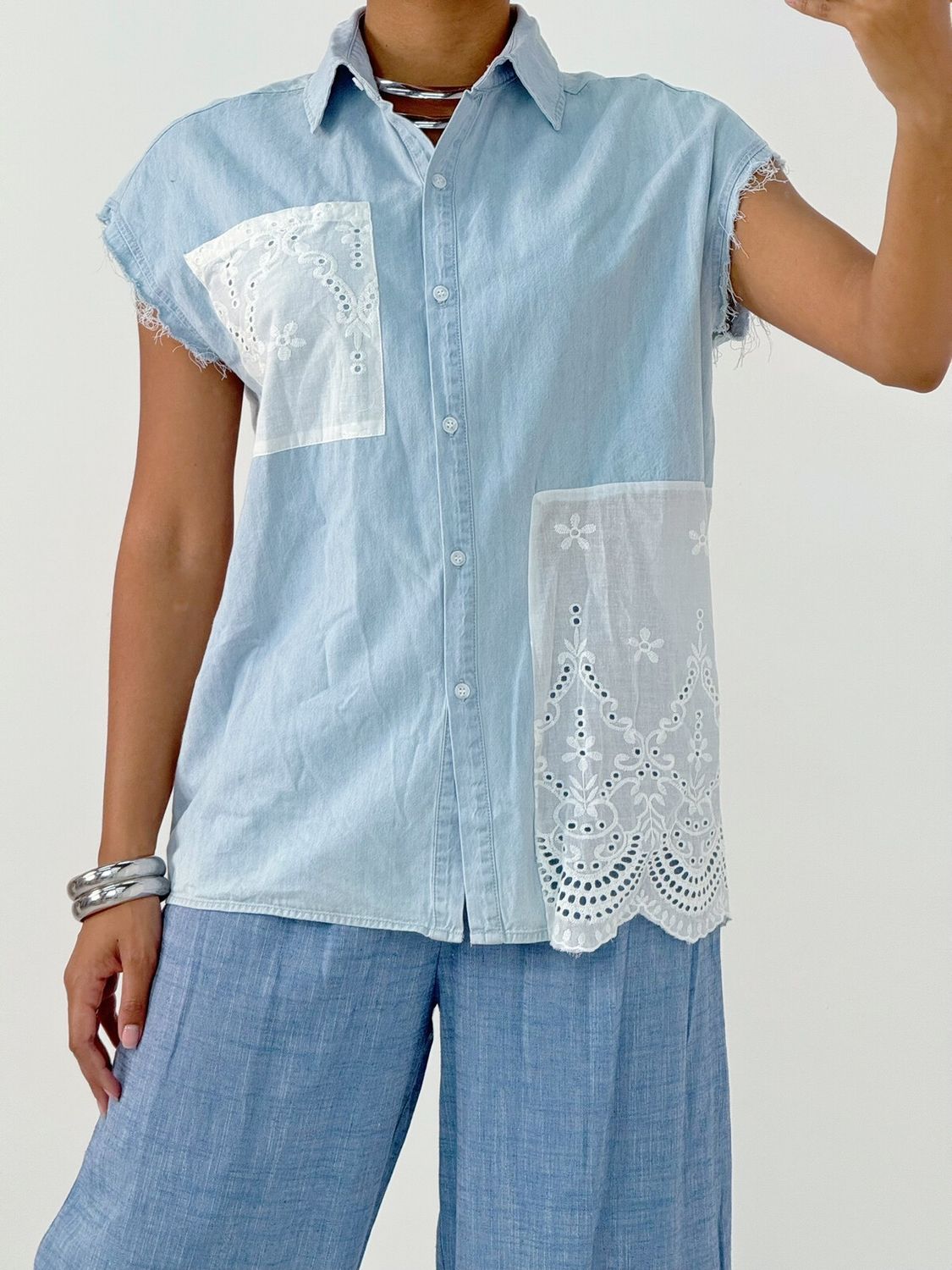 &#39;Aura&#39; Light Denim &amp; Lace Shirt