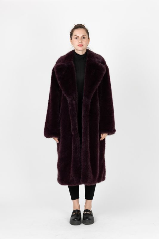 &#39;Luxe Faux Fur&#39; in Burgundy