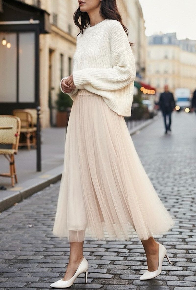&#39;Tulipa&#39; Gentle Tuile Skirt in Beige