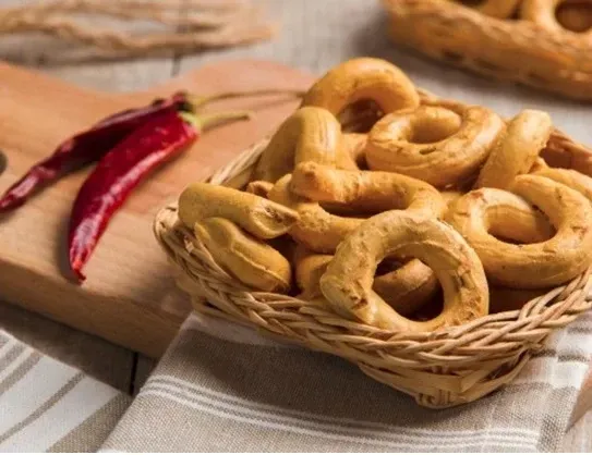TARALLI AL PEPERONCINO 100gr