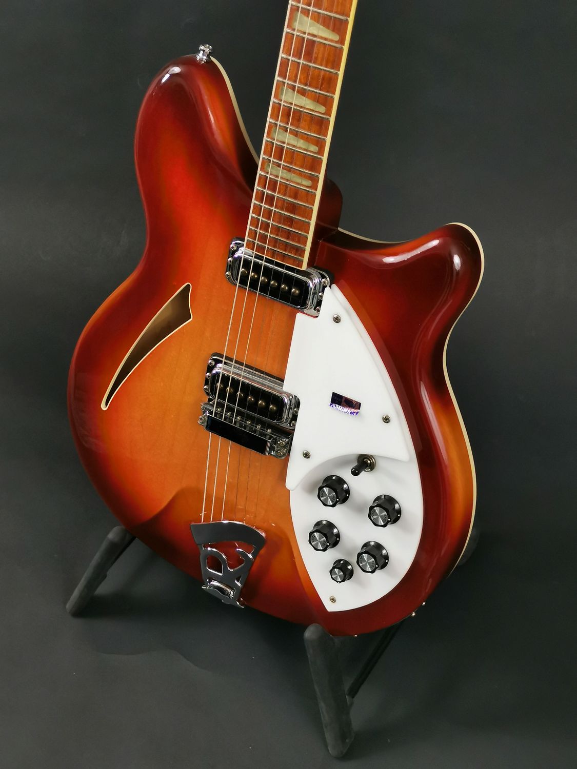 Rickenbacker 360