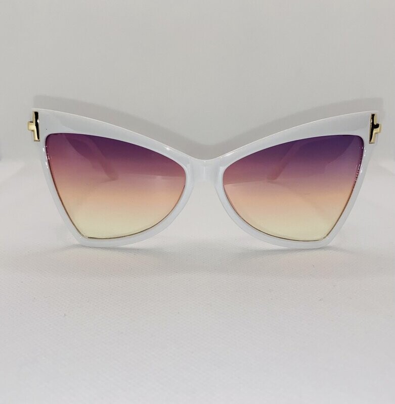 CHIC - White