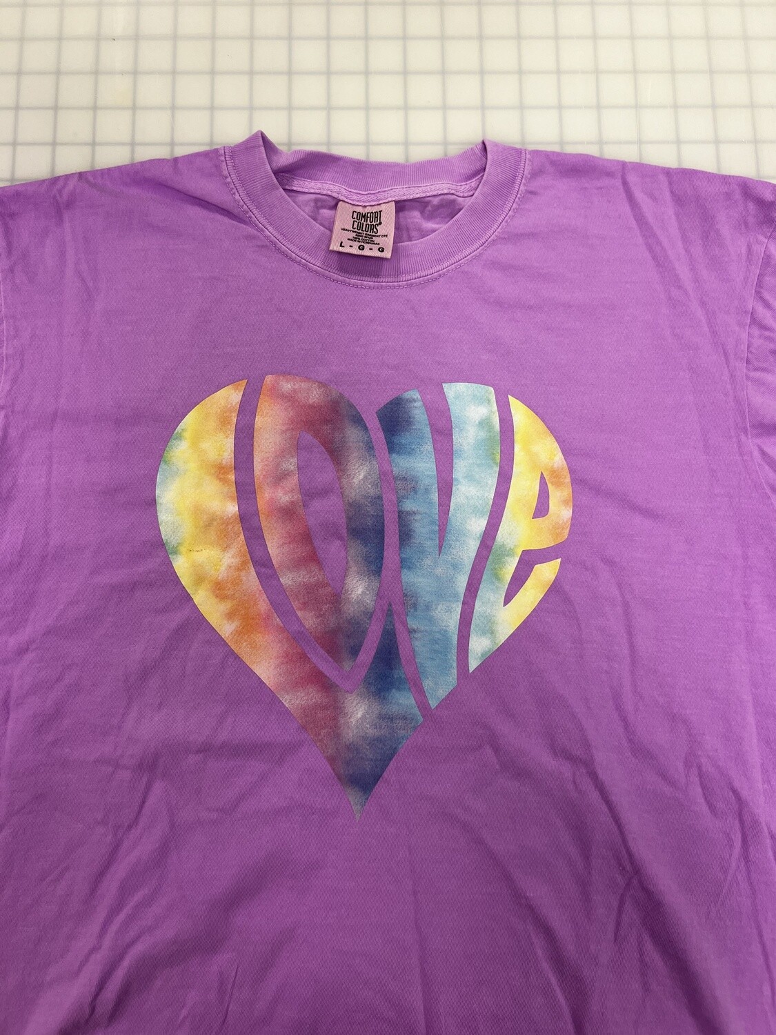 (L) Love Heart Watercolor - Short Sleeve Neon Violet