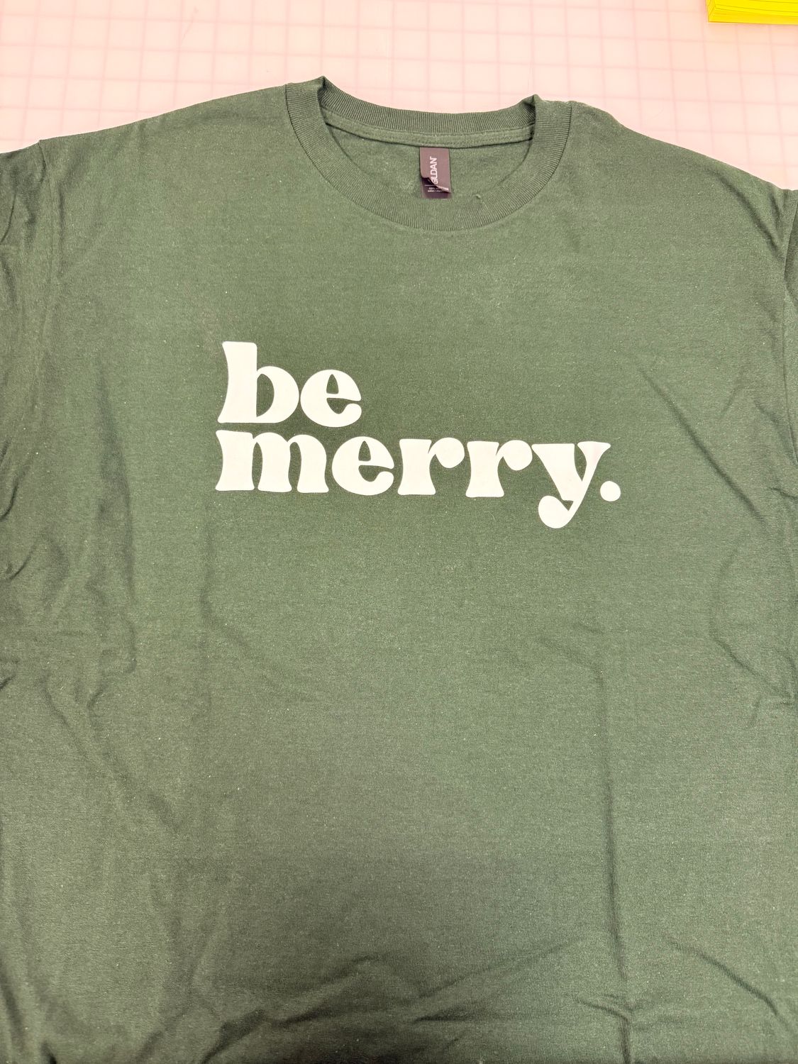 (L) Be Merry  - Short Sleeve Forrest